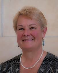 Susan Makowski's Instagram, Twitter & Facebook