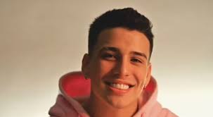 𝒘𝒐𝒓𝒍𝒅 𝒇𝒂𝒓𝒊𝒂𝒔 •