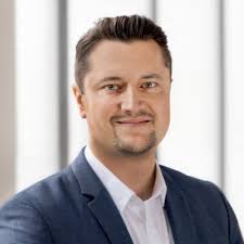 Anna Stang (@sannaview)