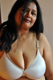 Gorgeous mature indian women pics