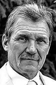 Marlon Holt's Instagram, Twitter & Facebook