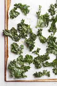 Peppered Kale Chips Recipe In 2020 Stuffed Peppers Veggie Chips Healthy Bedtime Snacks