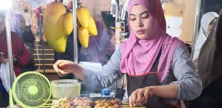 Best place to experience halal thai food at hatyai floating market crossing the border from bukit kayu hitam and went to. Jom Go On A South Thailand Halal Food Trail