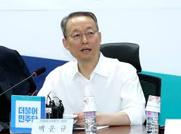 법원이 백 전 장관의 범죄 혐의가 충분히 소명되지. ë‹¨ë… ë°±ìš´ê·œ é' ì›ì „ ì§€ì‹œ ë¬»ìž ê·¸ê±¸ ì–´ë–»ê²Œ ë§í•  ìˆ˜ ìžˆë‚˜ ì¤'ì•™ì¼ë³´