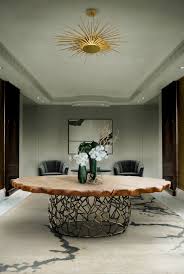 Transform your dining room table with fun and colorful table decorations, like candle holders, table vases, napkin rings, candles, and other decorative objects. 5 Majestic Dining Tables Ideas To Inspire You This Winter