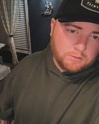 Devin Love (@devinlovexoxo) · Clarksville, TN