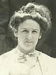 Edna Jacobsen's Instagram, Twitter & Facebook