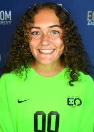 Madeline Barker's Instagram, Twitter & Facebook