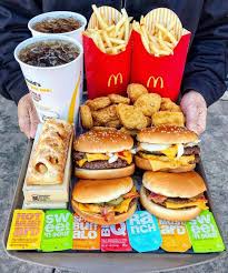 Avec Qui Partagerais Tu Ce Magnifique Plateau Mcdo Foodninjaken Bonappetit Mcdo Miam Yummy Deliciou Mcdonalds Fast Food Best Fast Food Food