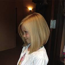 Carré plongeant dégradé cheveux fins coupe carré cheveux fins coupe de cheveux qui rajeunit carré plongeant frange droite carré court frange droite tchip coiffure coiffure. Les Plus Jolies Coupes De Cheveux Pour Les Filles