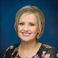 Cari Baker's Instagram, Twitter & Facebook