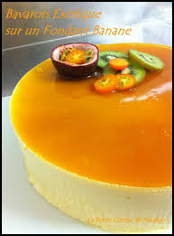 Bavarois Aux Fruits De La Passion Sur Un Fondant Banane Reussite De Mon Premier Bavarois La Petite Cuisine De Nadege Fruit De La Passion Gateaux Et Desserts Recette Dessert