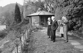 Wir informieren hier über ausstellung und historischer ort des adenauerhauses sind geöffnet! Datei Bundesarchiv B 145 Bild F083825 0027 Rhondorf Sitzung Stiftung Adenauer Haus Jpg Wikipedia