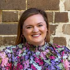 Lucia Mccabe's Instagram, Twitter & Facebook