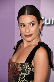 Lea Michele hautaine sur le tournage de Glee : des membres de l'équipe  balancent