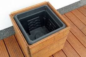 Bambus sichtschutz selber bauen bambusmatten befestigen. Pflanzkubel Aus Holz Selber Bauen Anleitung In 6 Schritten 4 Varianten Hausbau In Bomschtown