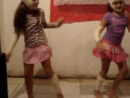・nina brazileña bailando sexy en mini short de mezclilla 1:37x342p. Ninas Dancando 3gp Mp4 Mp3 Flv Indir