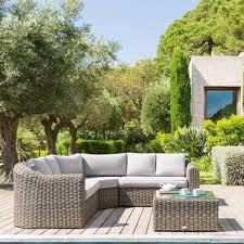 Comparez les prix en mobilier de jardin parmi les offres de nos partenaires marchands et achetez en ligne. Salon De Jardin Modulable Et Sur Mesure Hesperide