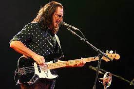 Best Bassists Of All Time 50 Legendary Bass Players You Need To Know Rush Geddy Lee Geddy Lee Best Guitar Players