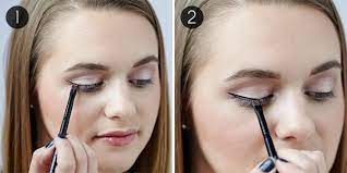 Gel eye liner is a lasting eyeliner, which leads to dramatic results. How To Apply Gel Eyeliner For An Eye Look That Lasts More