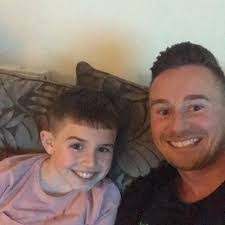 Ronnie Shearer's Instagram, Twitter & Facebook