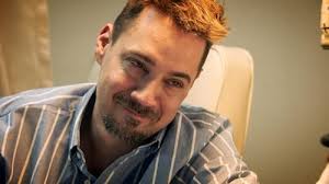 Martin cloutier fréquente pascale nadeau depuis 11 ans et ils sont mariés depuis cinq ans. A9ryd5wo7zmrgm