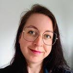 Linda Munsterman's Instagram, Twitter & Facebook