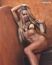 Kelly Greyson Sexy (40 Photos) | TheFappening