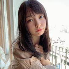 てんさん ヘアカタログ 新宿美容室 ミディアム 小顔ヘアはinstagramを利用しています ラスト セミロング 動画です スワイプ して画像3枚も この数週間後ミディアムになります ミディアムは次回載せます 敷居は高くあり ボブ