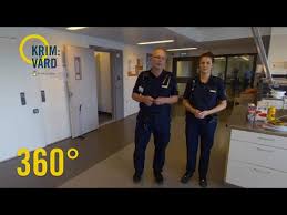 Men en vanlig missuppfattning är att vi bara ägnar oss åt att låsa in människor och förvara dem tills strafftiden är slut. 360 Filmer Fran Anstalter Och Hakten Kriminalvarden