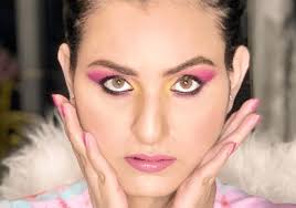 Full Glam Self-Makeup with Daljeet