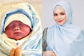 Pilih satu link dari 15 daftar dibawah untuk streaming video klip mp4 di metro musik, detail informasi dan kumpulan full album lagu terkait. Siti Nurhaliza Selamat Lahirkan Anak Lelaki Kosmo Digital