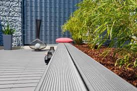 Wpc massiv terrassendielen und zubehör bei uns in verschiedenen holzsrukturen und farben top preis top system. Die Beliebte Massiv Wpc Terrassendiele Von Naturinform