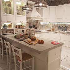 Mi Piace 437 Commenti 6 Mondo Convenienza Mondoconvenienza Su Instagram Carmen E Una Cucina Capace Di Cucina In Muratura Interni Shabby Chic Cucine