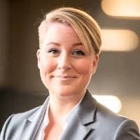 Lauren Tigue's Instagram, Twitter & Facebook