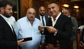 Böylece hükümlü olduğu süreye 1 yıl 3 ay daha eklenmiştir. Sedat Peker Fotos Facebook