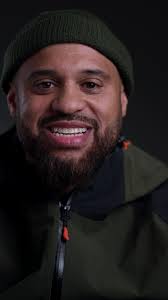 Whitley Gilbert always had a clever comeback waiting to be let out 😂 ...