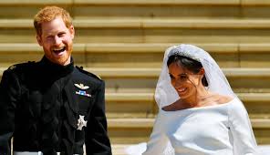 Prince harry and meghan markle have fled the uk for a quiet life in the united states, where they are producing content for netflix. Royale Hochzeit Trinkspiele Tranen Die Hochzeitsparty Von Meghan