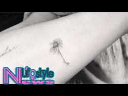 James corden welcomes dakota johnson to stage 56 and she arrives in a stunning dress, excited to be out and about. Dakota Johnson Tattoo Flower Nice