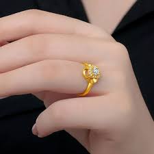 It would not, however, cause pain, and the green discoloration or stain would fade away after some time. Can You Be Allergic To Pure Gold Quick Expert Answer A Fashion Blog