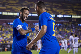Richarlison ambassador for usp vida. Video Neymar Surprises Everton Forward Richarlison With A Nutmeg Attempt Psg Talk