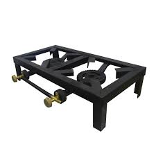 All models were at least 18 years old when they were photographed. Fogao Industrial 2 Bocas De Mesa Ferro Fundido 20x20 Alta Pressao