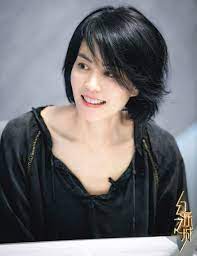 Với nhiều ưu điểm nổi bật từ thành phần, cơ thế tác động tới công dụng, sản phẩm đã thực sự thuyết phục hàng nghìn người về khả năng ức chế sắc tố melanin, xóa mờ tàn nhang hiệu quả, tận. VÆ°Æ¡ng Phi NgÆ°á»i Ä'an Khiáº¿n Táº¡ Ä'inh Phong Si Me Suá»'t 20 NÄƒm Tin Tá»©c Online