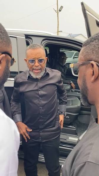 Apostle Dr. Isaac Owusu-Bempah of Glorious Word Power Ministries International at the funeral ceremony of the late Evg. Agnes Abafoduba Annan at the Tema Com. 8, No. 3 School Park.