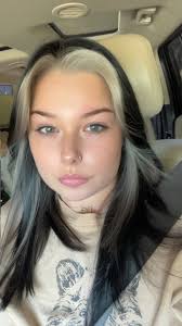 Hey book baddies! Just joined I've heard great things