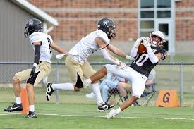 Willard's Flores selected to River first team