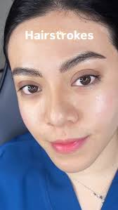Hairstrokes es la tendencia en efectos para ceja, trazos sombreados que al  sanar aportan densidad casi imperceptible, para quienes buscan una  definición ultra natural 🫶🏻
