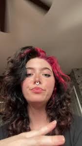 Liz Light's Instagram, Twitter & Facebook