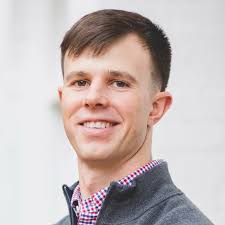 Steven Lee, FTMBA 21 — From Parachuting Out of Planes to Becoming an  Entrepreneur