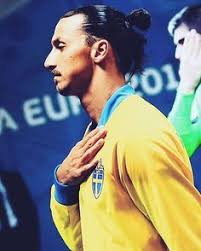 Zlatan ibrahimovic's statue outside former club malmo has been vandalised again and had it's nose removed. 240 Zlatan Ibrahimovic Ideen Fussball Zlatan Ibrahimovic Krahe Tattoo